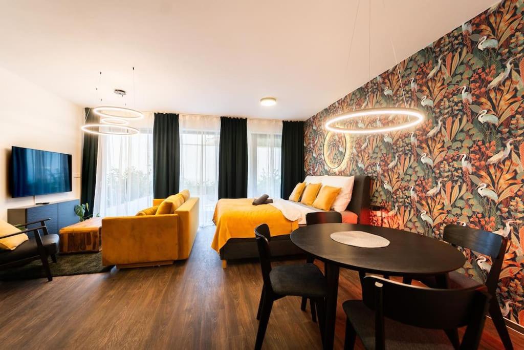 Gold Garden Terrace Apartment 布尔诺 外观 照片