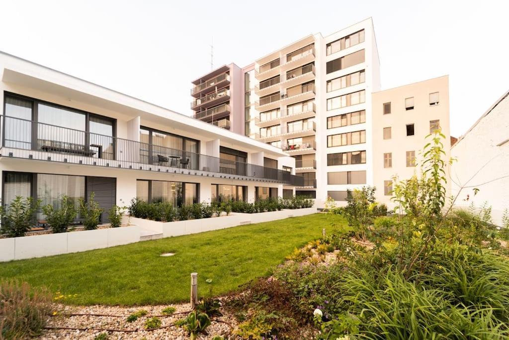 Gold Garden Terrace Apartment 布尔诺 外观 照片